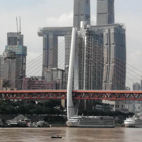 重庆的建筑怎么样