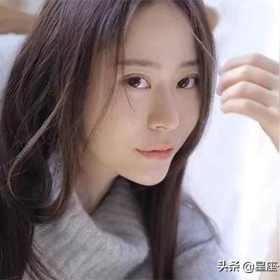 双子座女生感应能力 双子座女生容易感动吗