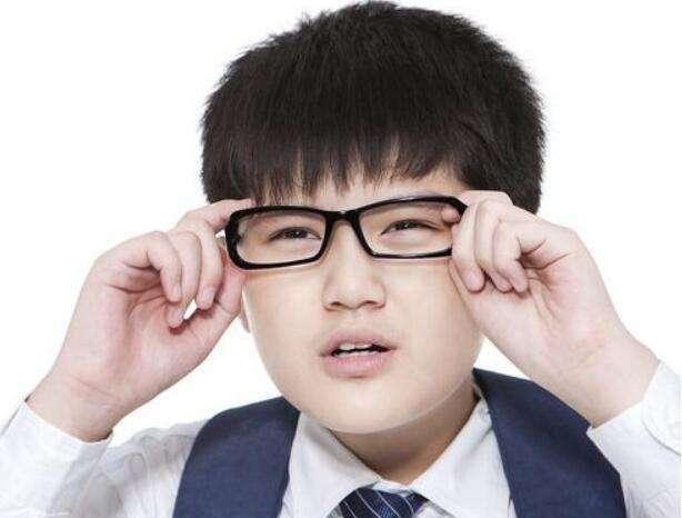 近视五百度以上什么体验