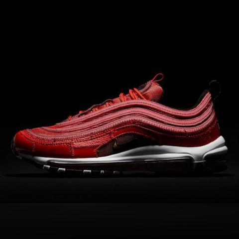 纯白足球怎么清洗干净