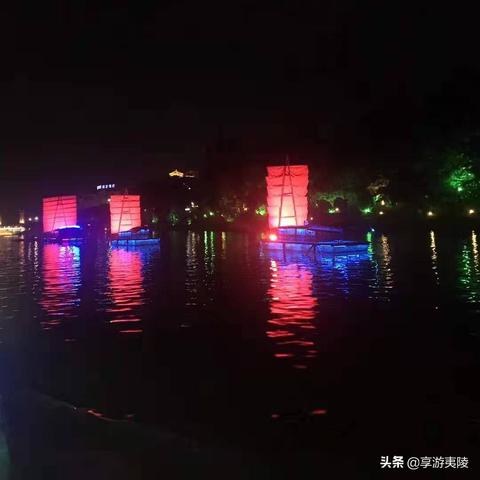 夜游两江四湖哪个码头好些？