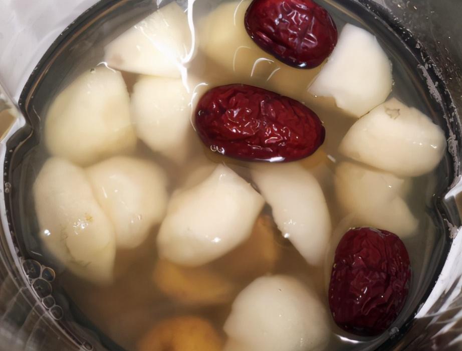 电饭煲烧水变黑怎么办