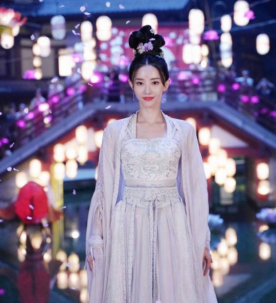 聂云竹跳舞好美-《赘婿》-仙女一样的胡丹丹