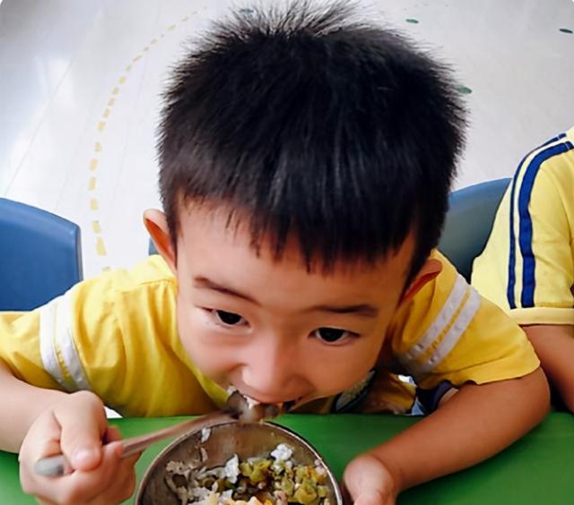 幼儿园的饭菜有什么不一样