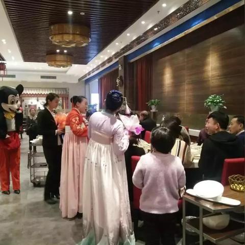 菏泽市圣诞晚宴酒店电话的长尾关键词有哪些