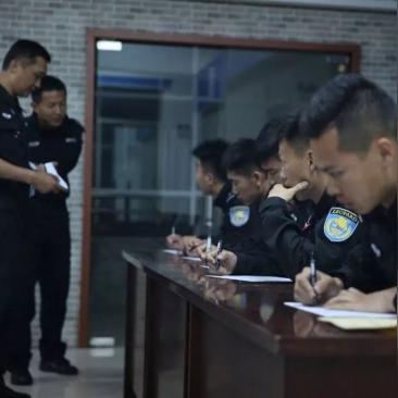 江苏省无锡市特警电话的长尾关键词有哪些