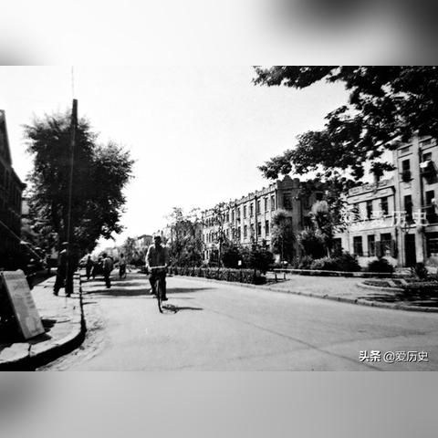 哈尔滨市冬天有什么冰灯