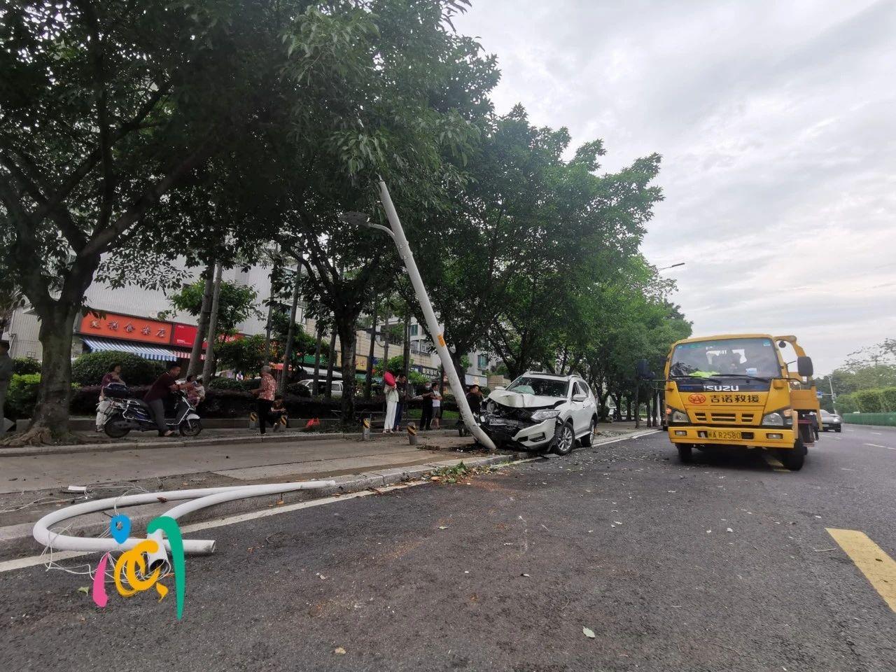 路灯杆子多少钱一根路灯杆尺寸一般是多少