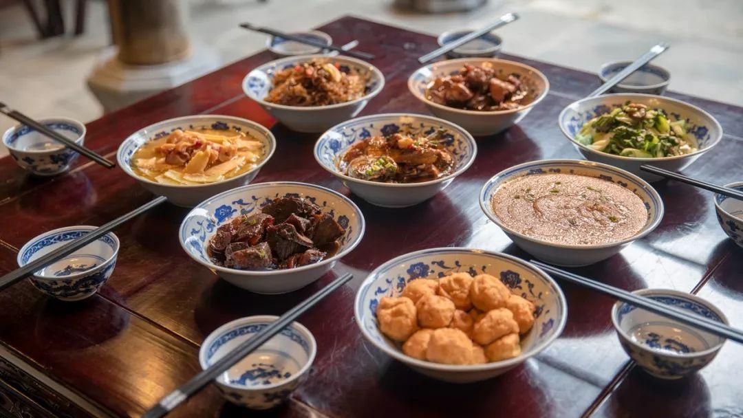 什么什么享美食（十八岁时会收到什么礼物）