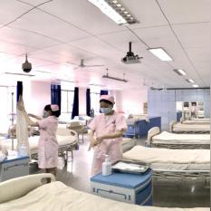 成都市的护理学校在哪里