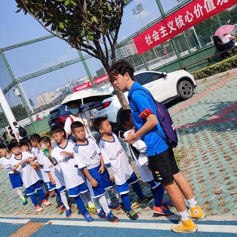 武汉租足球装备多少钱啊