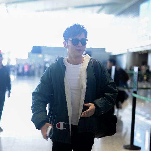 上海男士背包店铺有哪些