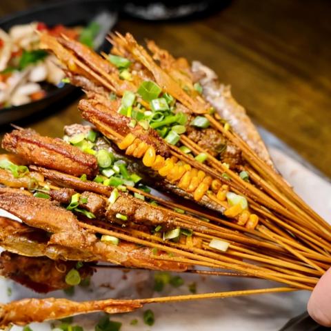 成都市卖甜品的地方在哪里