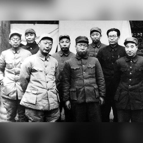 想租辆房车带着父母，一家4人两狗，从沈阳出发一路南下，需要准备和注意些什么？