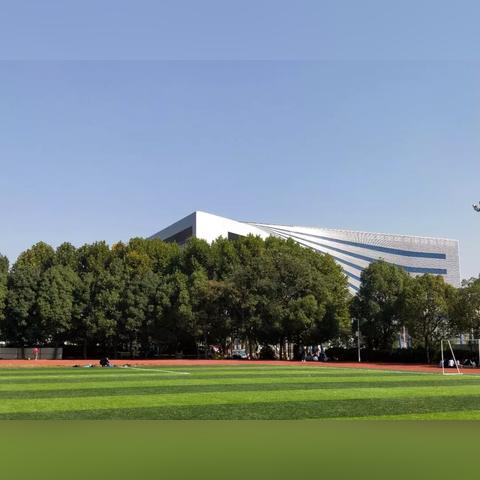 武汉江汉路有练瑜伽的地方吗？最好能够知道价格的？