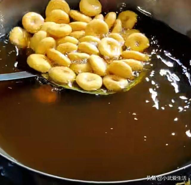 印度美食为什么发黄（姜黄粉怎么上色要注意什么）