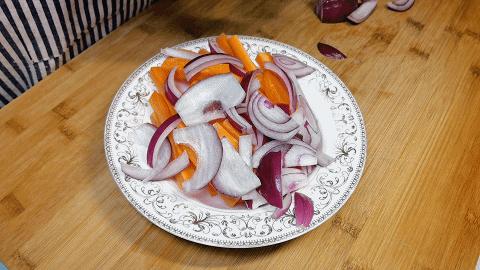 有什么家常美食好吃的（盐焗一锅鲜家常做法）