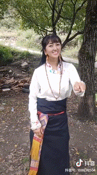 拉姆直播时被前夫活活烧死，2个孩子哭诉：“妈妈，我好想你！”