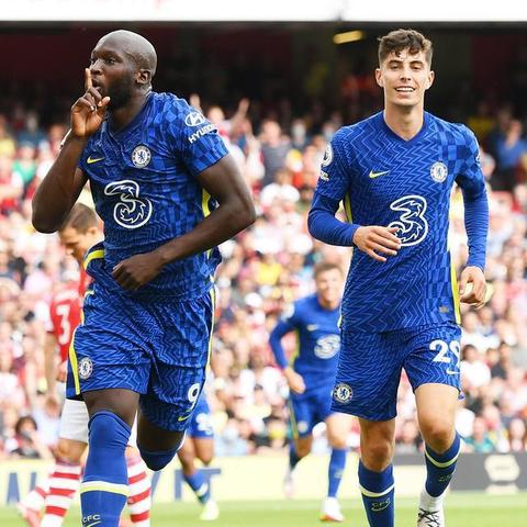 一米七八足球运动员身高多少的长尾关键词有哪些