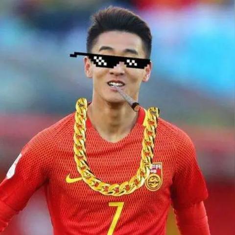 足球运动员铲娃图片卡通的长尾关键词有什么