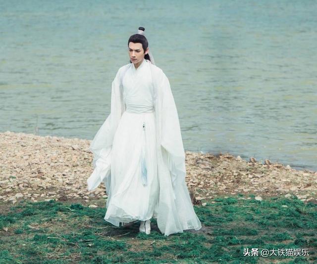 孩子驼背站不直 孩子驼背站不直