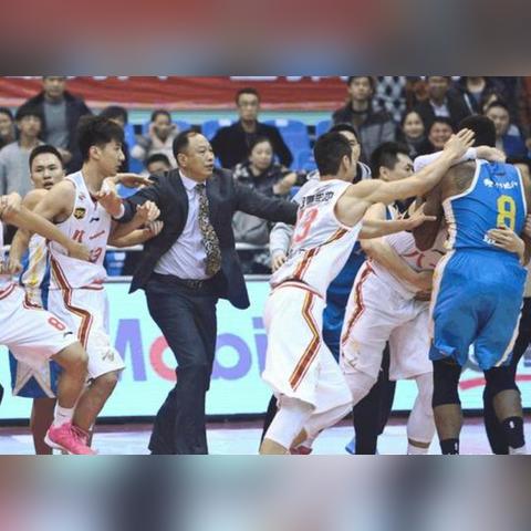 2014年全年广州好人榜名单？