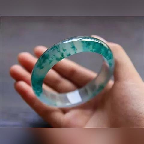 长沙翡翠估价相关长尾关键词有哪些
