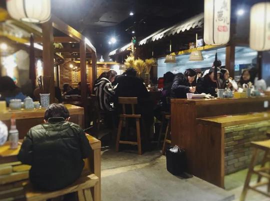 刚开店生意就不好了，餐饮创业避免“三月死”？