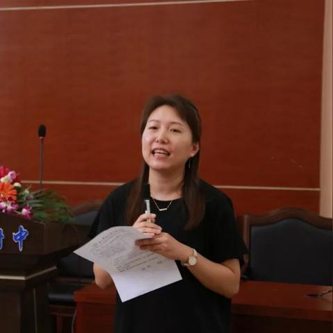 南宁招聘正式编制教师必须是本地人么？