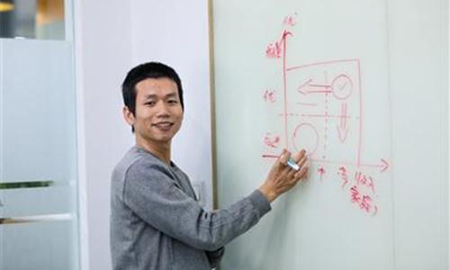 兼职家教结果推动中国教育业，北大研究生创业之路，被俞敏洪称赞
