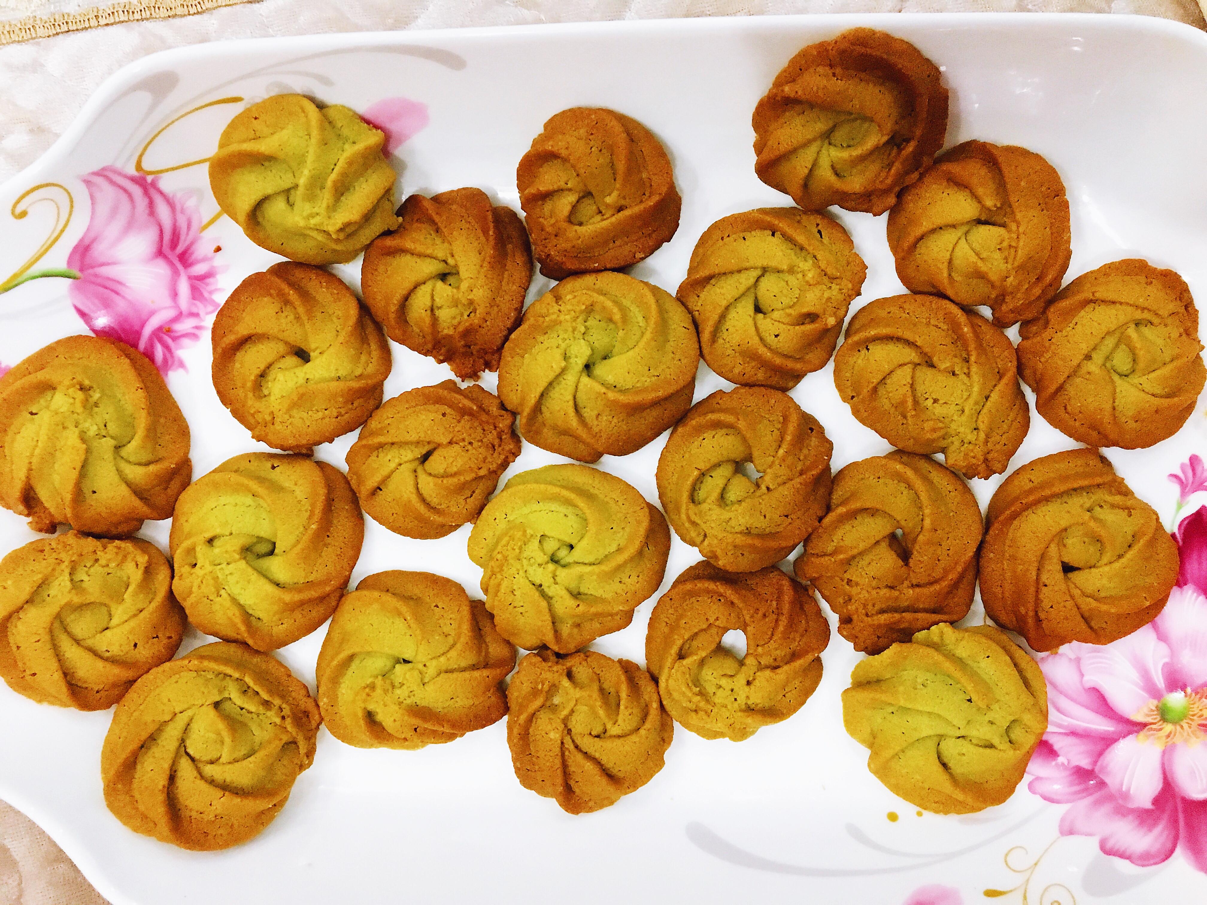 李什么美食（李疯子烤牛蛙是哪个餐饮公司的）