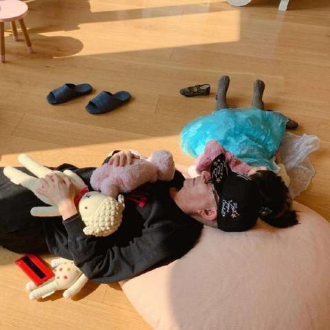 陈赫父亲资料大全的长尾关键词有什么