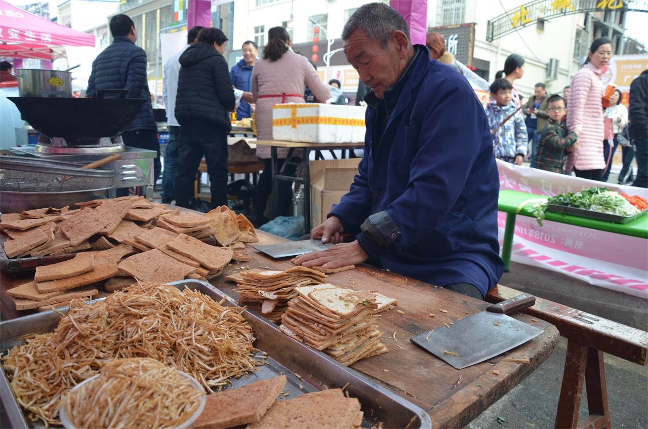 可以做什么美食卖（学校里除了米饭）