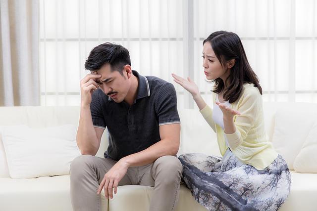 梦见自己在梦里发脾气