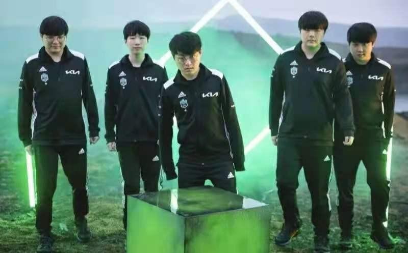 原神牛头的盾怎么破（海贼王人物名字）