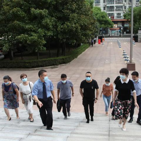 武汉市江汉区七小怎么样