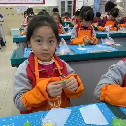 西安市高新区三小怎么样