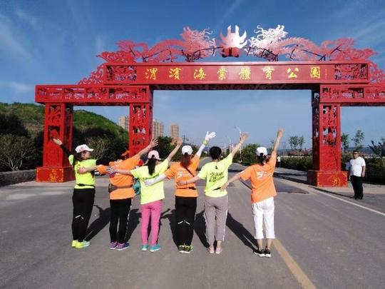橙旗飘扬，奋勇向前----宝鸡微马梦飞扬队第73次例跑精彩掠影