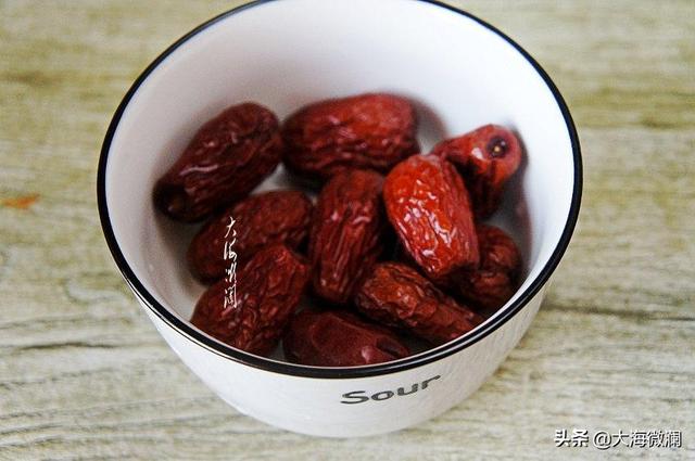 可以给孩子喝冷水冷奶吗