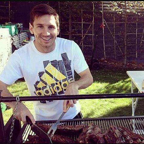 足球运动员大狗图片高清的长尾关键词有什么