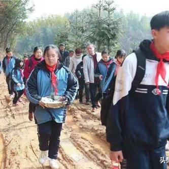 长郡月亮岛第三小学怎么样？