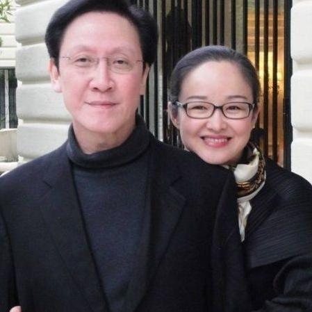 盘点向华强在上海哪里住的相关关键词有哪些