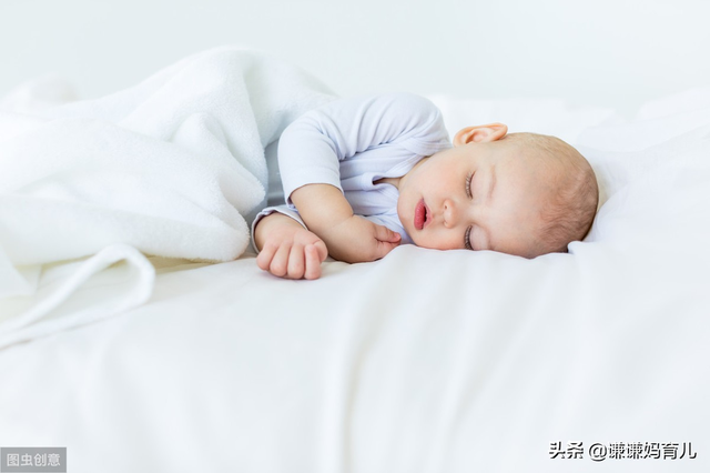 宝宝几个月会翻身