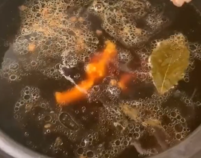 2岁宝宝能吃鸡爪吗