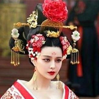 霸道总裁独宠绝色娇妻的长尾关键词有哪些