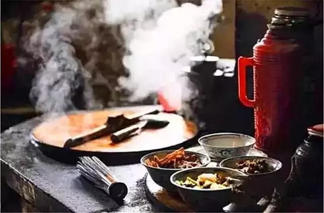 柴火灶有什么美食（你吃过农村烧柴做的大锅饭吗）