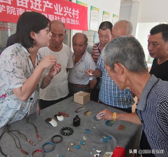 福建师大美院社会实践队走进莆田：携“双创”下乡助力精准扶贫