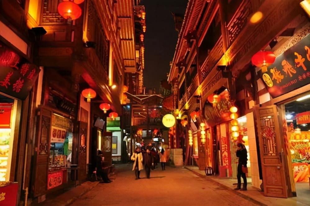 重庆各区有什么美食（春节期间重庆主城区有哪里好玩）