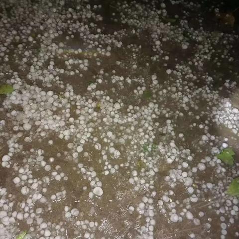 济南冰雹几点下？