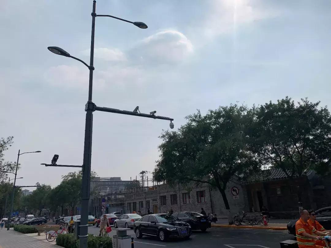 路灯杆生产的机器路灯灯杆的整套生产需要什么机器